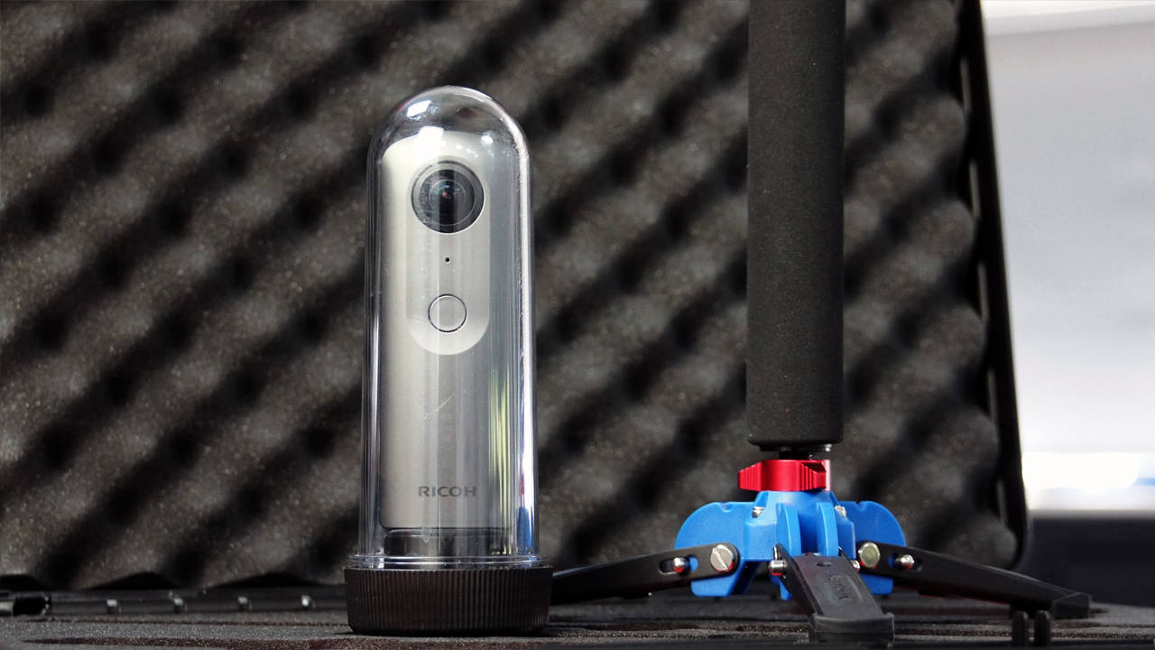 Ricoh Theta 360° Shooting Kit