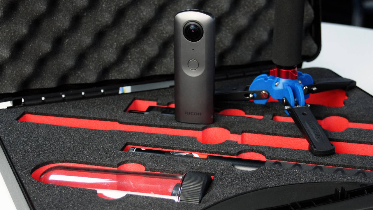 Ricoh Theta 360° Shooting Kit